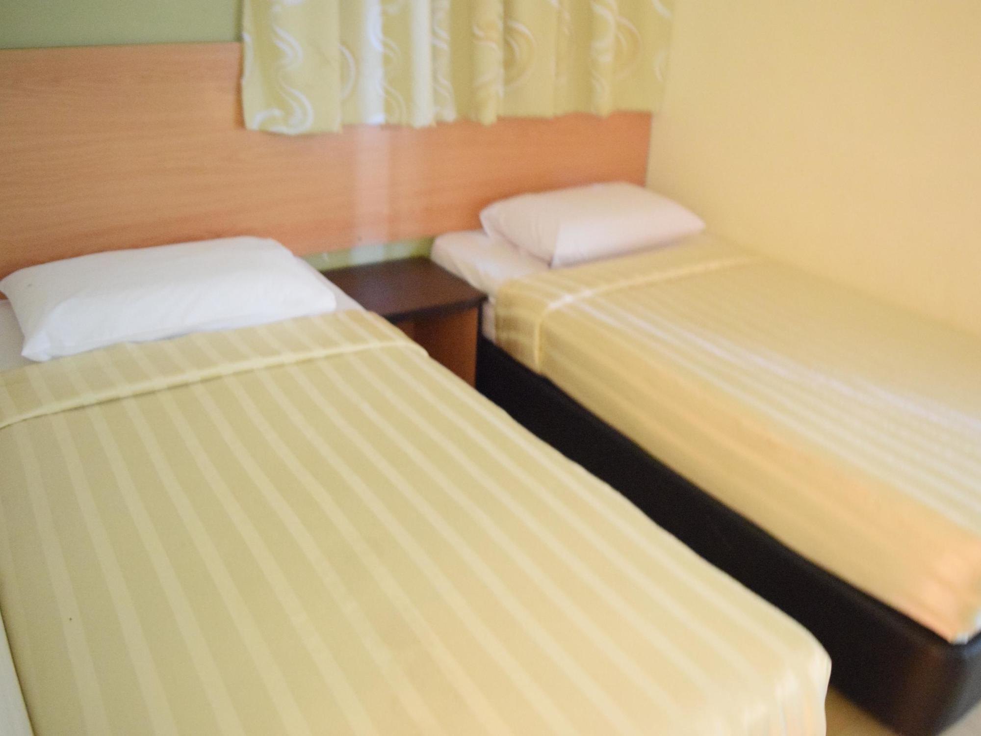 Dj Citi Inn Hotel Kuala Terengganu Exterior foto
